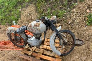 Moto d’epoca anni ’50 – Moto Morini da resta