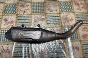 Terminale AKRAPOVIC ktm Husqvarna gas gas2023 2025