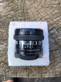 Nikon 20 mm f/2.8