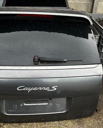 Vari ricambi per Porsche Cayenne S 4.8 del 2007