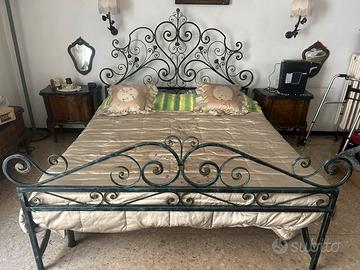 Letto matrimoniale in ferro battuto