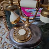 Telefono antico
