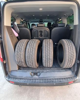 Pneumatici invernali 215/60 R17