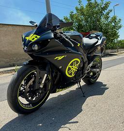 Yamaha r1 BIG BANG