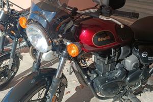 poderosa Benelli 400 imperiale.