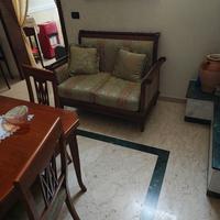 Due divani  biposto uguali