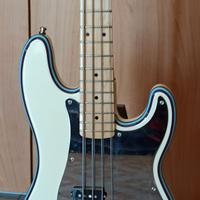 Basso Fender Precision Steve Harris signature