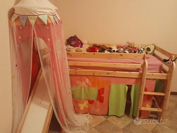 Letto per bambini  usato pochissimo con materasso