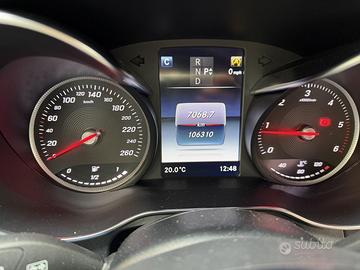 Auto Mercedes 250 AMG PREMIU