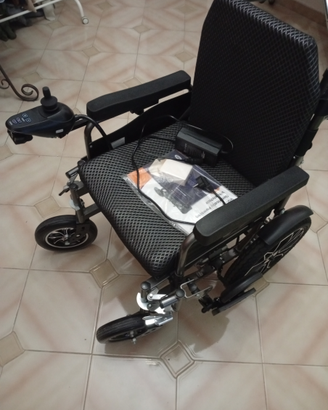 Carrozzina elettrica VOCIC V57