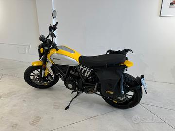 Ducati Scrambler 800 Icon - 2023