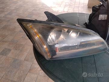 Fari anteriori Ford focus 2007