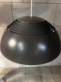 Lampada  Arne Jacobsen per Louis Poulsen Aj Royale