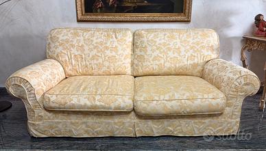 Elegante coppia di divani 2 posti in piuma d’oca