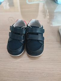 scarpe da bambino