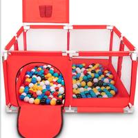 Recinto per bambini con 200 pallini colorate