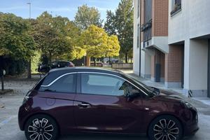 Opel Adam 1.2 glam 2014 124k km tettuccio panor