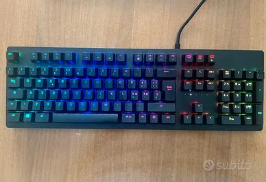 Razer Huntsman – Tastiera Opto-Meccanica RGB | ITA