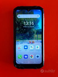 Smartphone rugged Dogee S96Pro da sistemare
