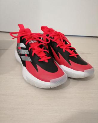 Scarpe da basket Adidas tg 37 1/3 nuove