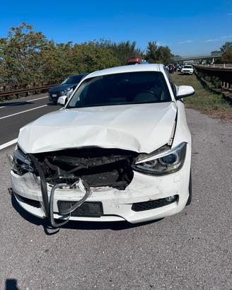 Bmw 118d 2012 F20 INCIDENTATO