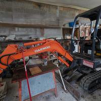 Miniescavatore DAEWOO 018 VT 1300 ore, 18 quintali