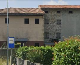 Casa/appartamenti/magazzino a grezzo