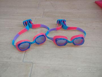 Occhialini per il nuoto