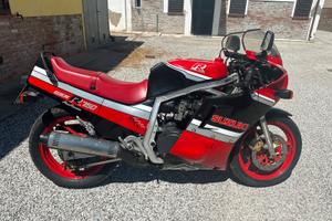 Suzuki gsxr 750 1985