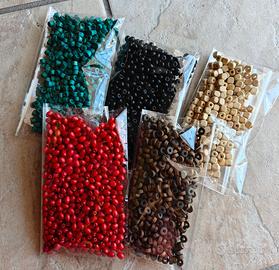 Lotto 150 g perline legno colorate 4-8 mm