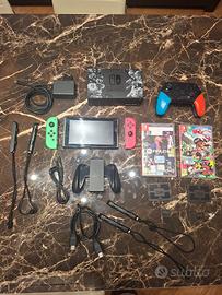 Nintendo Switch Completa di accessori