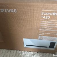 Samsung soundbar 150 W ,connettività bluetooh 