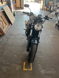 Triumph thunderbird sport
