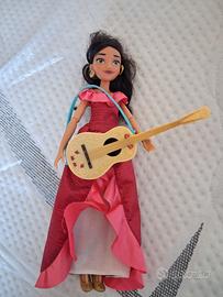 Bambola Elena di Avalor Cantante Disney Hasbro con