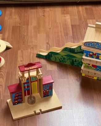 giochi legno per pista treno