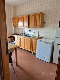 A studenti/esse o giovani lavoratori 1 stanza