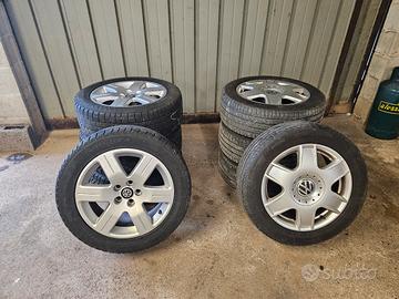 cerchi in lega 16 gruppo vw con gomme estive + m+s