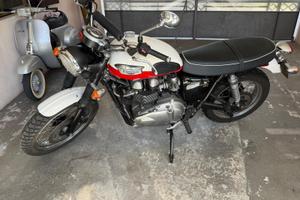 Triumph scrambler 900