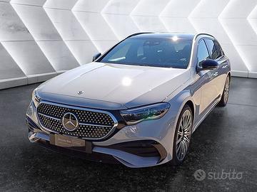 Mercedes-Benz Classe E E SW 220 d AMG Line Pr...