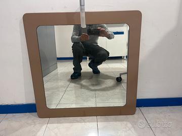 Specchio bagno con lampada