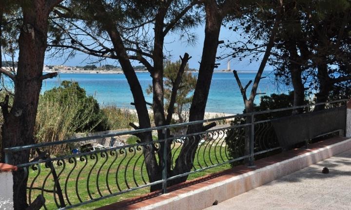 Villetta a pochi passi dal mare