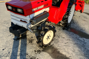 Trattore Kubota ZB1600