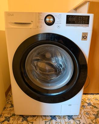 Lavatrice LG - 9 kg - 1400 giri