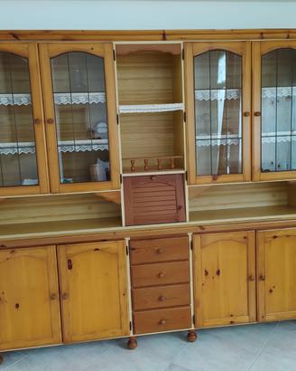 Credenza color miele modello inglesina