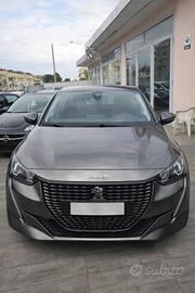 PEUGEOT 208 1.2 31000KM PREZZO
