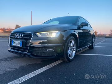 Audi A3 s-line 2.0 tdi 150 + Tettuccio