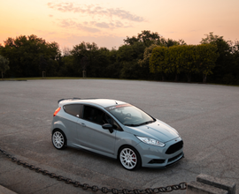 Fiesta ST200