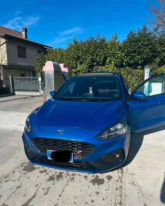 Ford focus st line