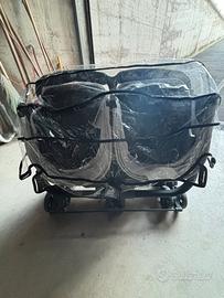 Passeggino gemellare