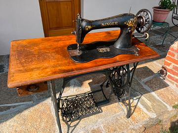 Macchina da cucire Singer anno 1895
